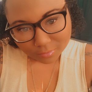 Meet your Posher, Ricki